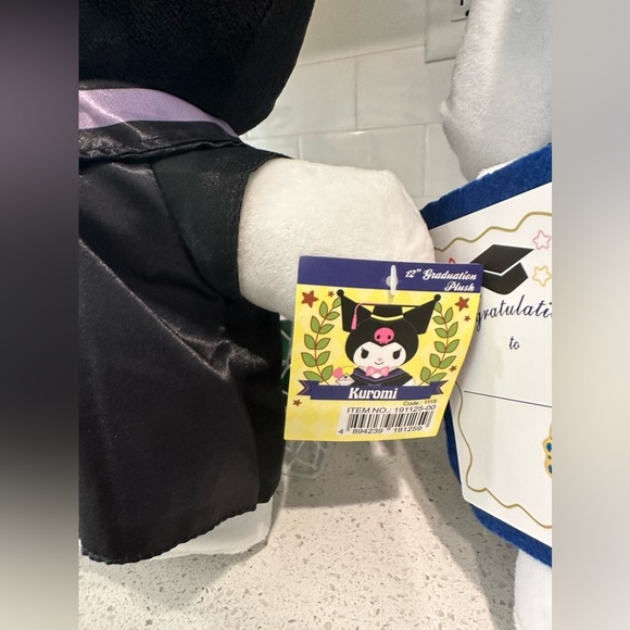 12” Sanrio Graduation Plushies - Picture 6 of 7